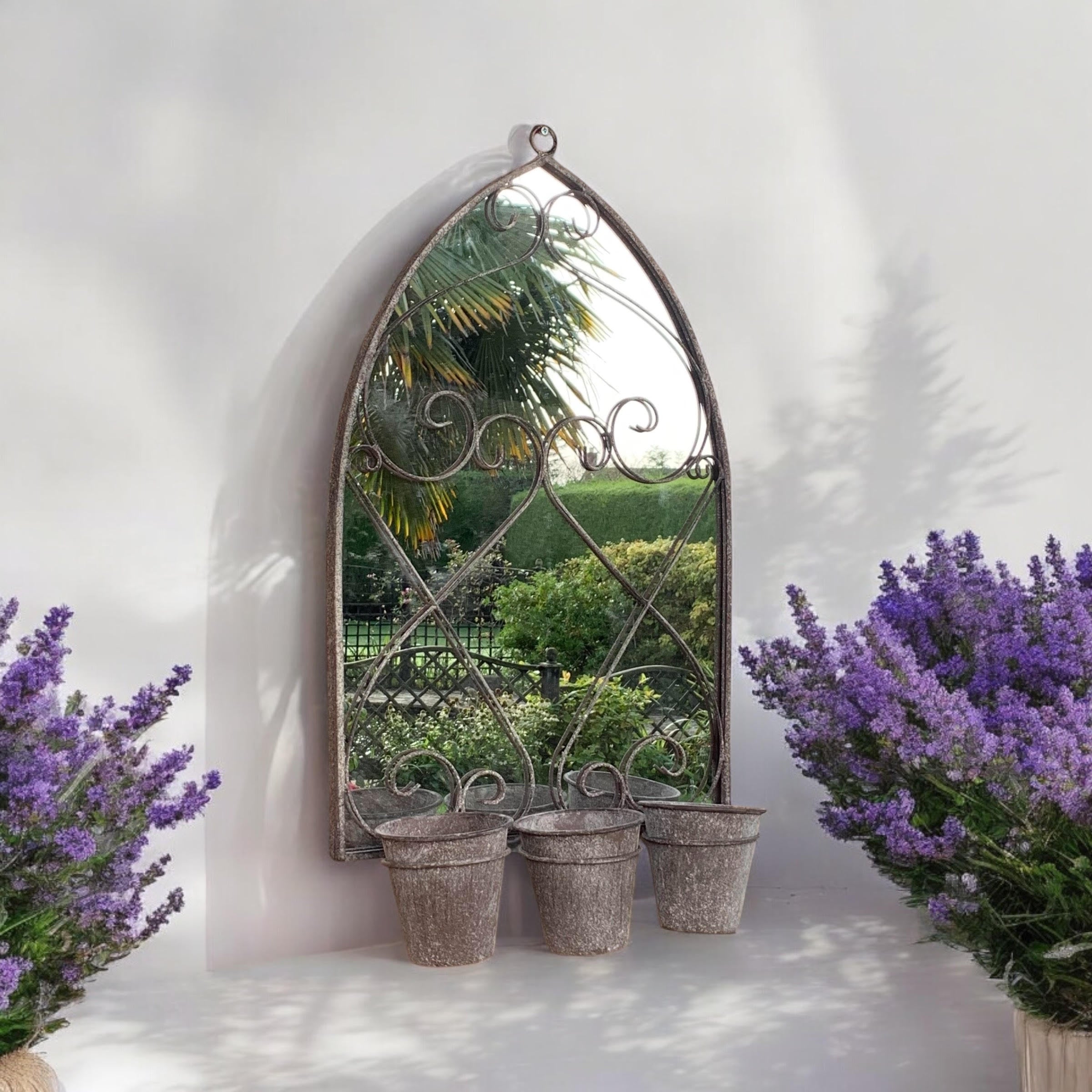73CM RUSTY WALL MIRROR WITH TRIPLE PLANTER